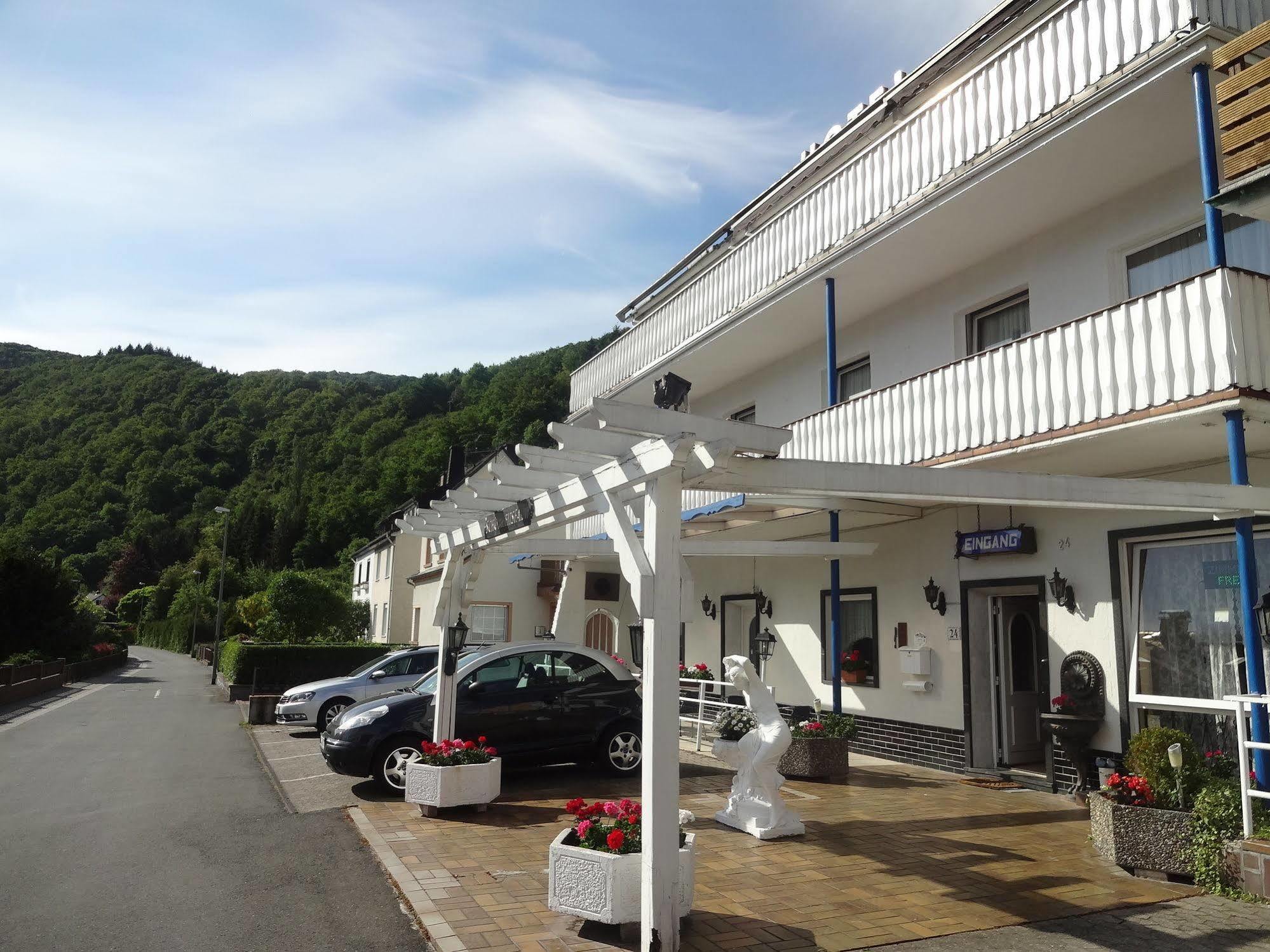 Star Hotel Fachbach Zewnętrze zdjęcie