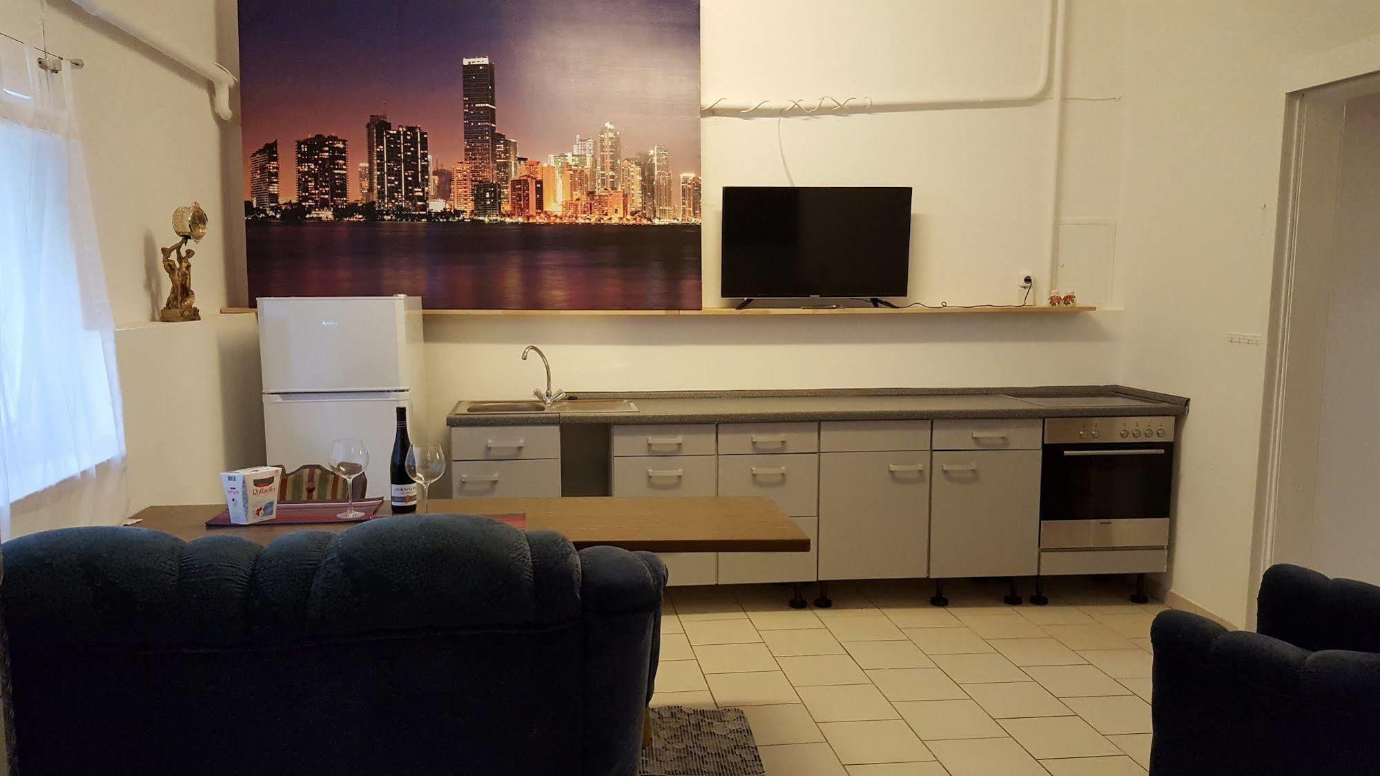 Star Hotel Fachbach Zewnętrze zdjęcie