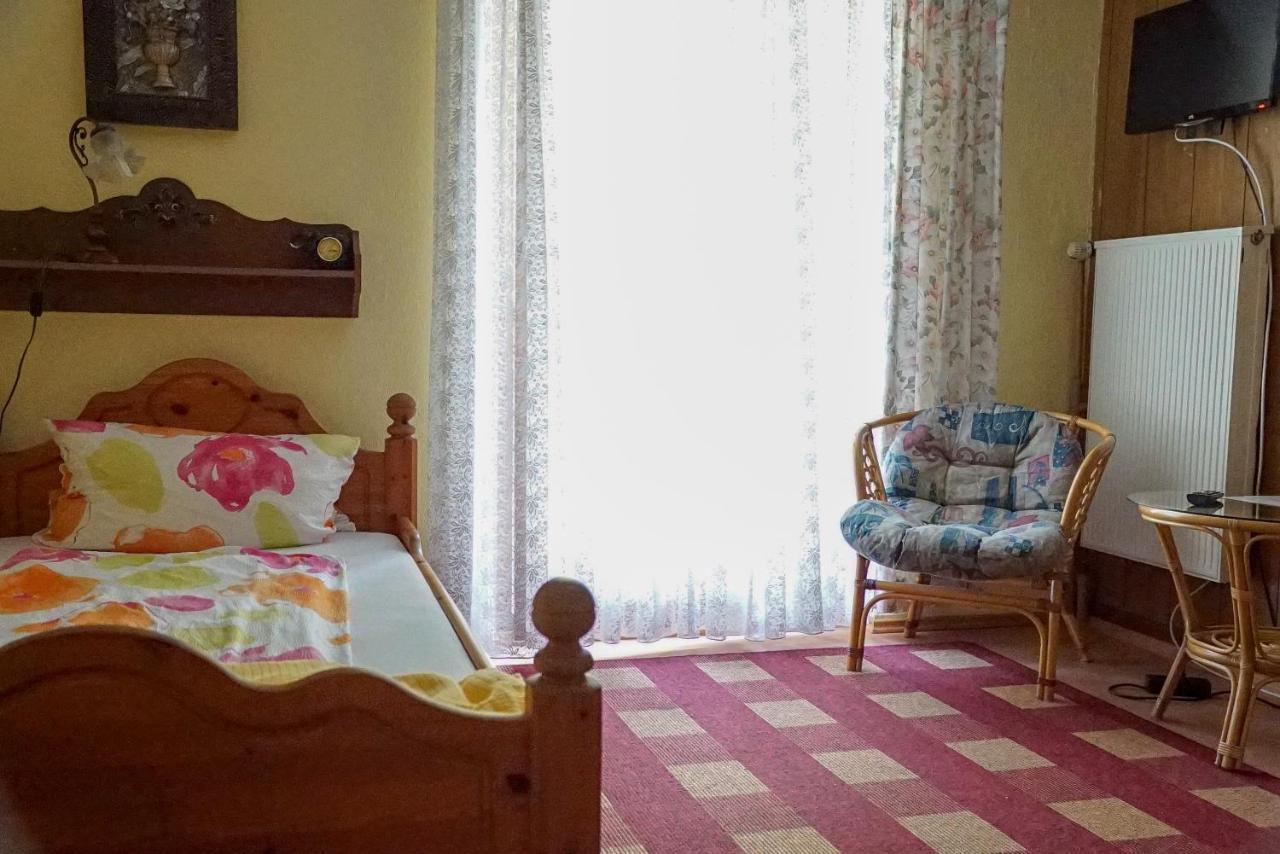 Star Hotel Fachbach Zewnętrze zdjęcie